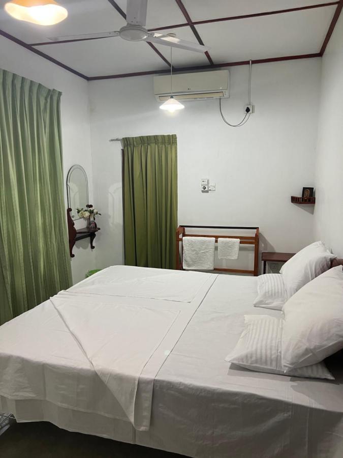 Summer Ridge - Homestay Ratnapura Exterior foto